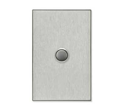 Clipsal Saturn Series Grid And Plate Assembly 1 Saturn 4000 Series Including Saturn Horizontal Horizon Silver - Less Mech - 4061VH-HS
