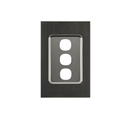 Clipsal Saturn Series Grid And Plate Assembly 3 Saturn 4000 Series Including Saturn Horizontal Horizon Black - 4033VH-HB