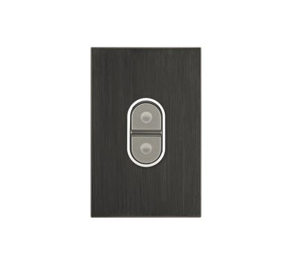 Clipsal Saturn Series Switch Cooker Double Pole 32A 4000 Series Including Saturn Horizontal Horizon Black - 4061D32-HB