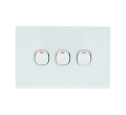 LIGHT SWITCH 3 GANG 16A- HORIZONTAL